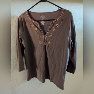 St. Johns Bay 3/4 sleeve v-neck decorative Brown tee size XL